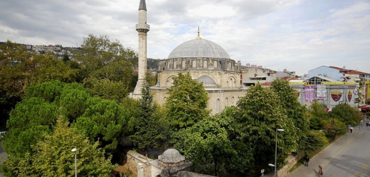 Pertev Mehmet Paşa Camii restore ediliyor