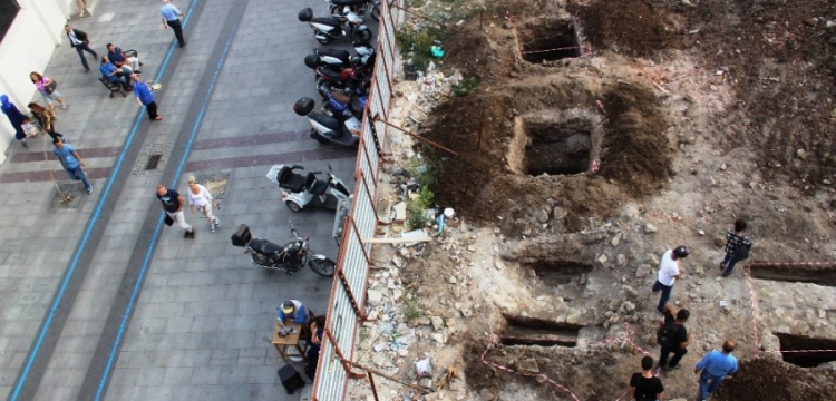 Çanakkale'de AVM inşaatında arkeolojik kalıntılara rastlandı
