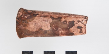 Buzadam Ötzinin baltasına benzer balta bulundu