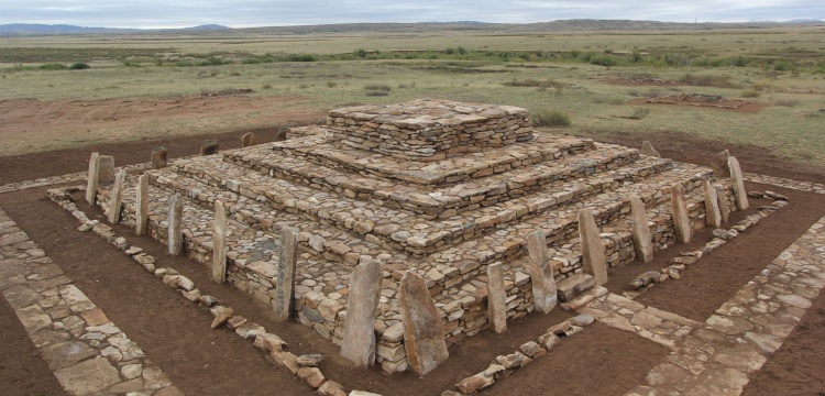 Kazakistan'da bulunan piramit restore edildi