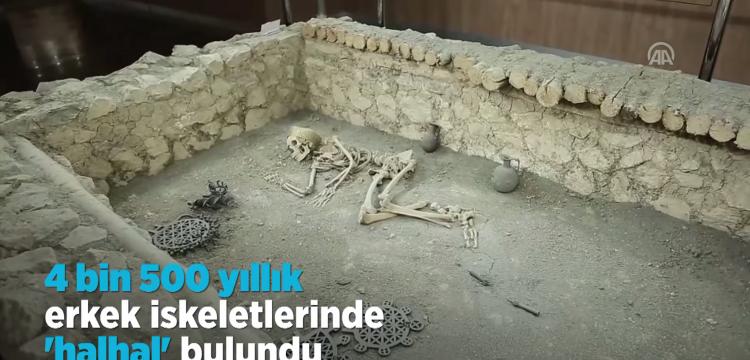 4500 yıllık halhallı erkek ve silahlı kadın iskeleti bulundu