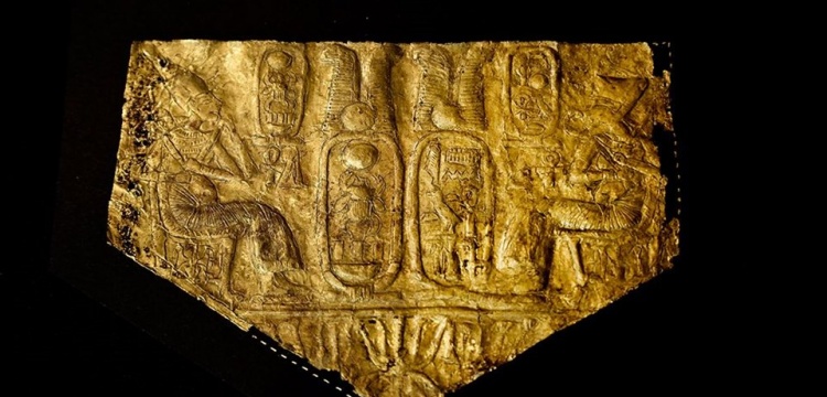 Tutankhamun'un Hazinesi sergileniyor