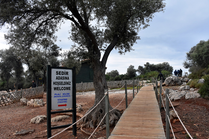 Sedir Adası Kedrai antik kentinde arkeoloji kazı çalışmaları