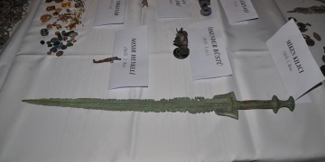3 bin yıllık Miken kılıcı ve İskender Büstü yakalandı