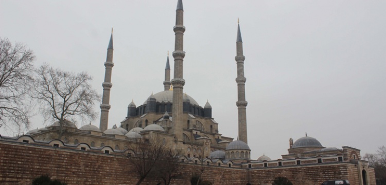 Selimiye Camii Muvakkithanesi ve güneş saatleri