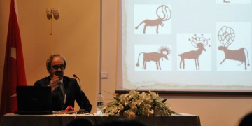 Prof. Dr. Semih Güneri, Türk - Altay Kuramını anlattı