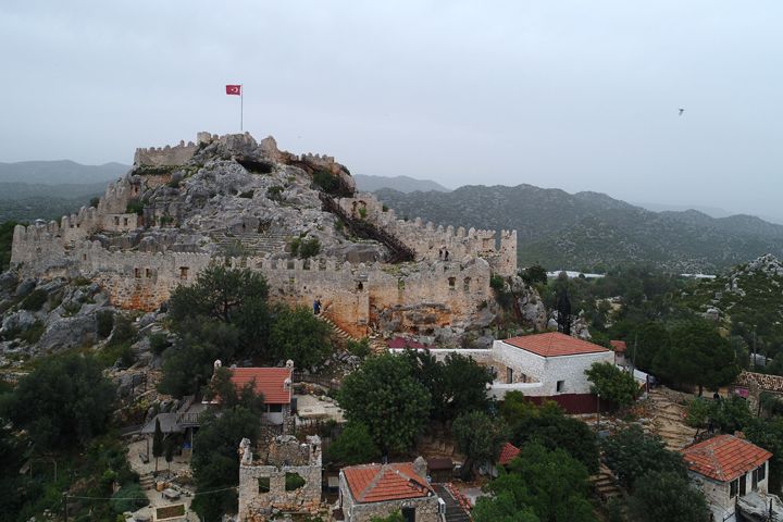 Antalya'nın karadan ulaşılamayan arkeolojik güzelliği