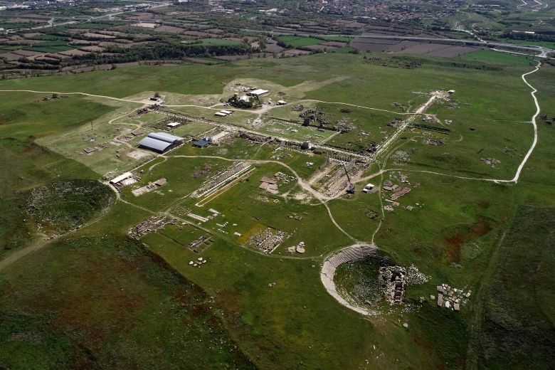 Laodikya Antik Kentine havadan bakış