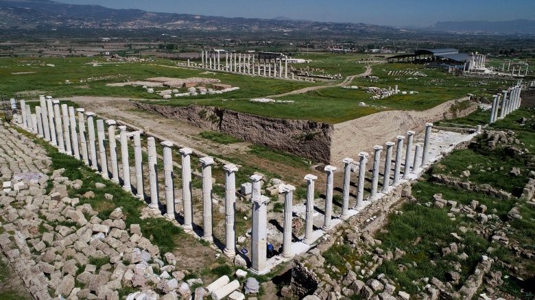 Laodikya Antik Kentine havadan bakış