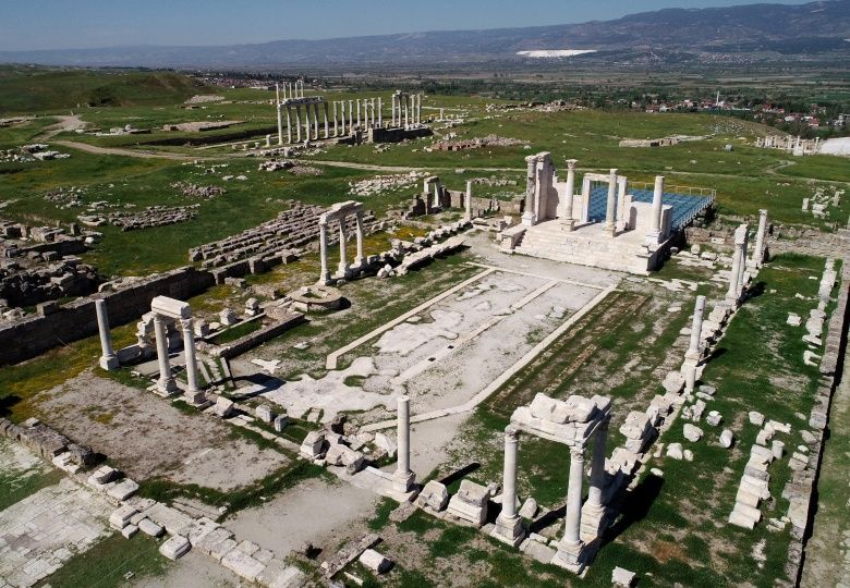 Laodikya Antik Kentine havadan bakış