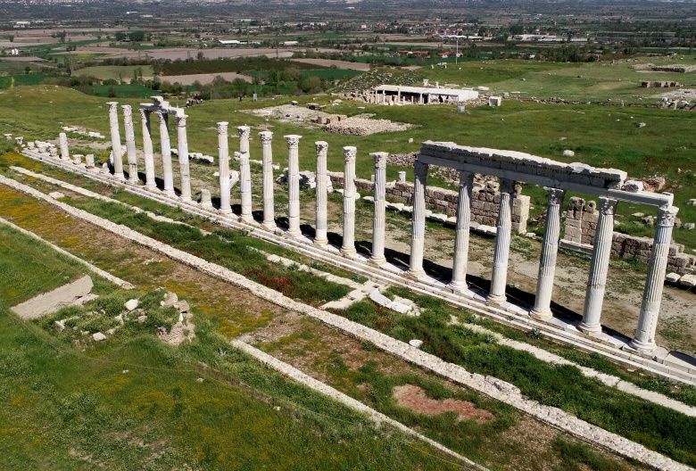 Laodikya Antik Kentine havadan bakış