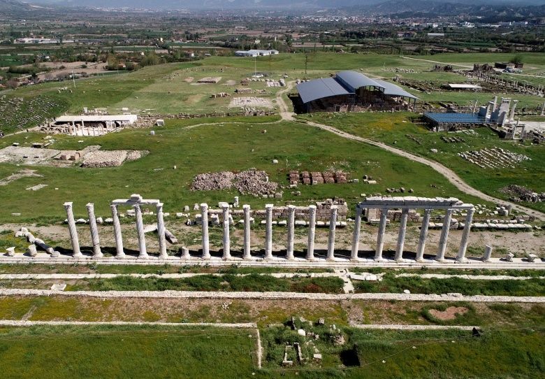 Laodikya Antik Kentine havadan bakış