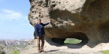 Arkeoloji Vadisinin ıslık çalan mağarasına rağbet yoğun