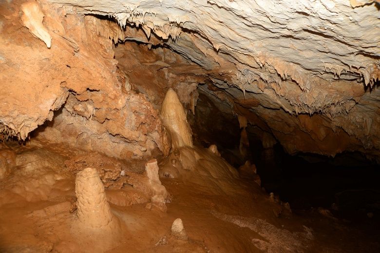 Bitlis'teki Hamam Dağının doğa harikası mağaraları