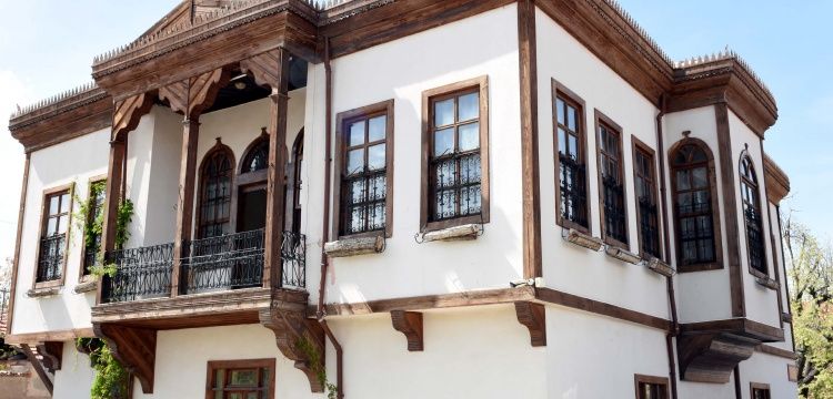 Ünlü ressam Rahmi Pehlivanlı'ın müze evi restore edildi