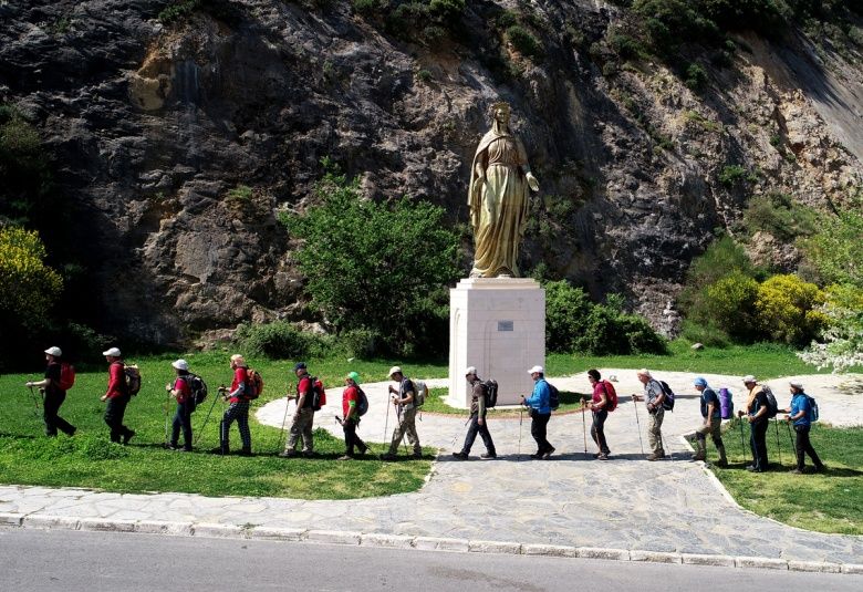 Kim bu yolda yürümek istemez ki!