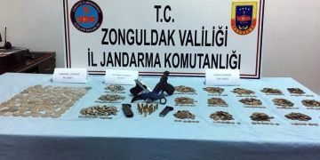 Zonguldakta 2886 adet tarihi sikke ele geçirildi