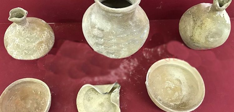 Kıbrıs'ta direk dikilirken arkeolojik eserler bulundu