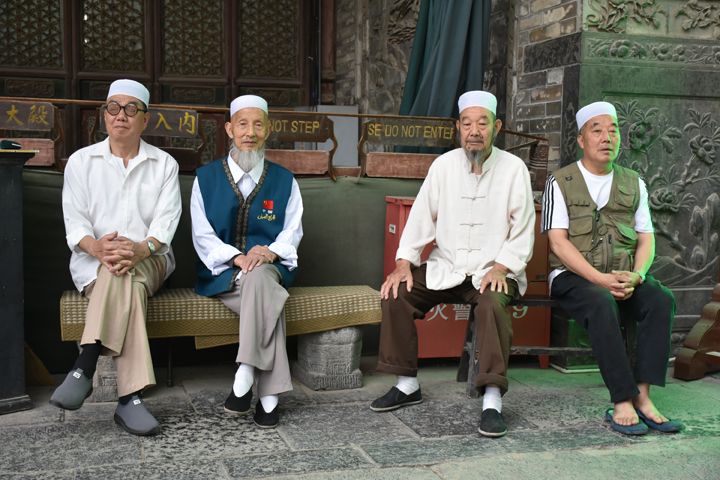 Kur'an'ın tamamının ahşaba yazıldığı cami: Şian Camisi