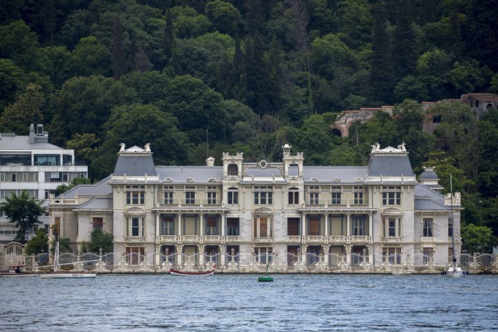 Boğaziçi Yalıları: Yıllara meydan okuyan binalar