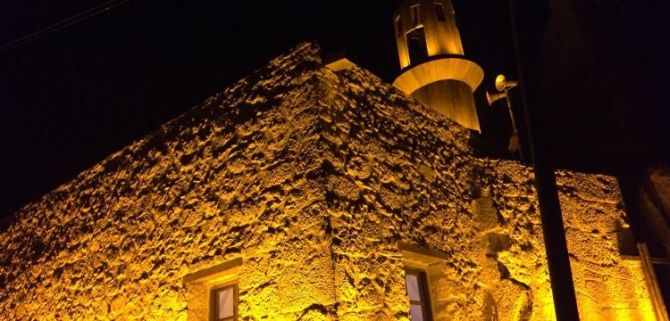 Karadan ulaşılamayan Kaleköy camii restore edildi
