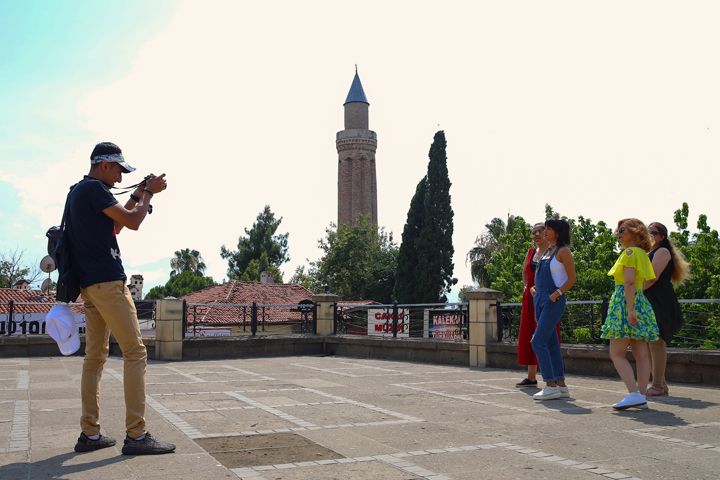 Yivli Minare Camisi