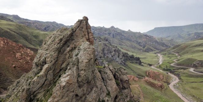 Iğdırda Köroğlu Eyvanı denilen tarihi yapı