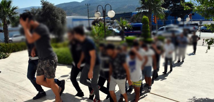 Milas'ta 13 kişi tarihi eser kaçakçılığından gözaltına alındı