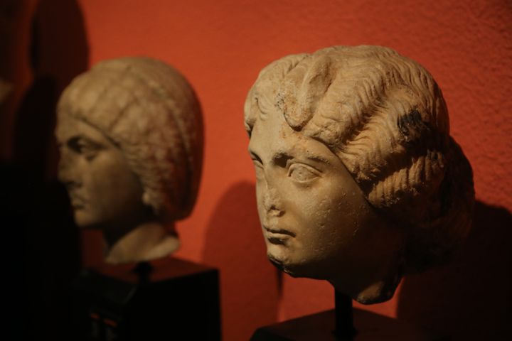 Antik Çağ Kadın Saç Modelleri Sergisinde yer alacak heykeller