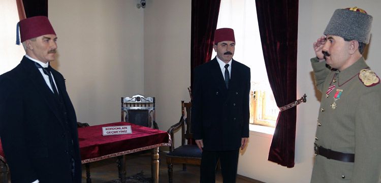 Erzurum Atatürk Evinde tarihi buluşma canlandırıldı