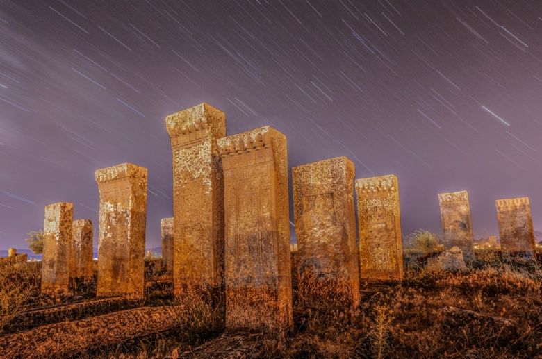 Ahlat Selçuklu Meydan Mezarlığından manzaralar