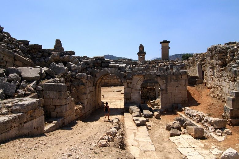 Hüzünlü destan diyarı Xanthos Antik Kenti