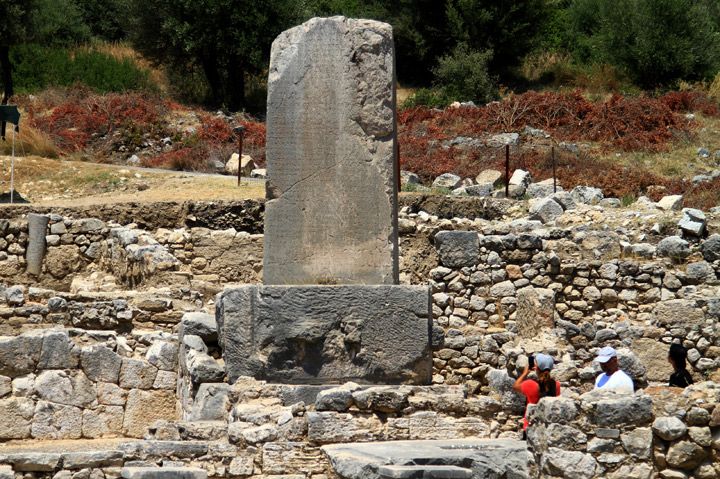 Hüzünlü destan diyarı Xanthos Antik Kenti