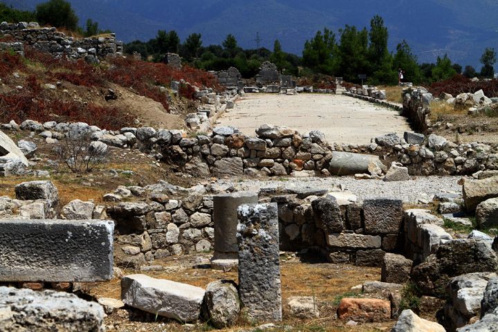 Hüzünlü destan diyarı Xanthos Antik Kenti