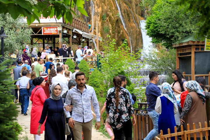 Darende Günpınar Şelalesi Tabiat Parkı