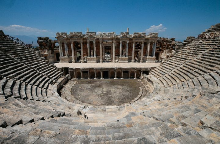 Hierapolis Antik Kenti'nin beyaz cenneti ve cehennem kapısı