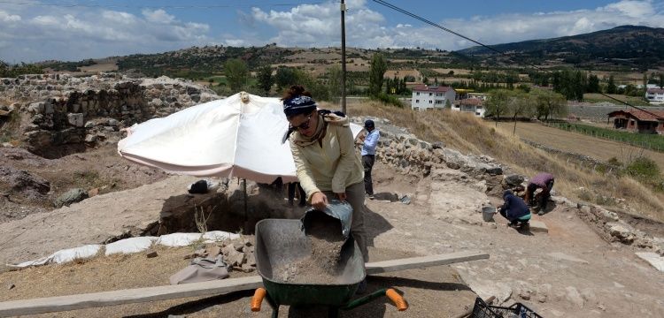 Tokatta Bulunan Komana Pontika Antik Kenti Kazıları 10. Yılında