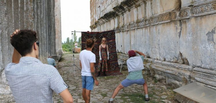 Aizanoi Antik Kenti, moda ve düğün fotoğraflarına dekor oluyor