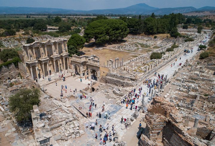 Fotoğraflarla Efes antik kentine görsel yolculuk