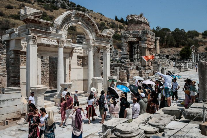 Fotoğraflarla Efes antik kentine görsel yolculuk