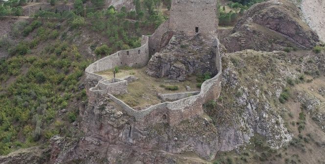 Artvin Kalesi ancak özel izinle gezilebiliyor