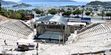 Bodrum Antik Tiyatrosu 2400 yıldır kültürün hizmetinde