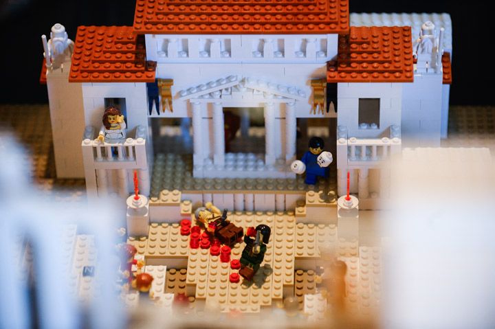 Legodan inşa edilen Akropolis, Atina'ya hediye edildi