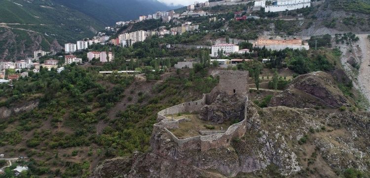 Artvin Kalesinin Ziyarete Açılması İçin Çalışmalar Başladı