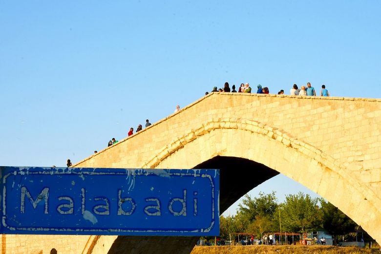 Malabadi Köprüsü