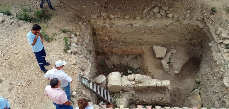 Osmaniyede Sondaj Çalışması Sırasında Roma Dönemine Ait Mezar Bulundu