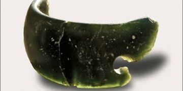 Dünyanın en eski bileziğini Denisovanlar yapmış olabilir