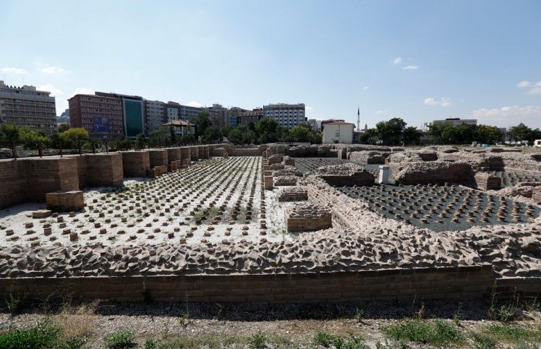 Ankara Roma Hamamı Açık Hava Müzesi ve Ören Yeri