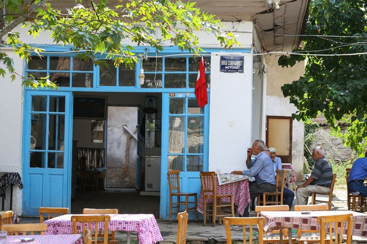 İzmir'in 3 bin yıllık tarihi semti: Birgi Mahallesi