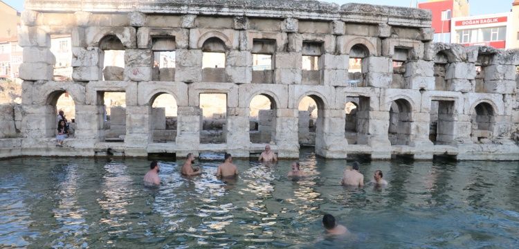 Basilica Therma TUTAP Bulmaca Gezisi Sanatçılarını Ağırladı